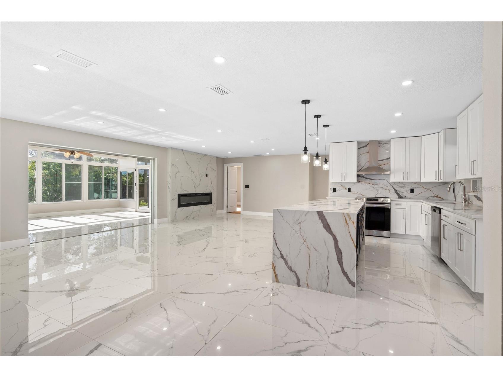 1992 Arvis Circle E Clearwater FL 33764 TB8458043 image10
