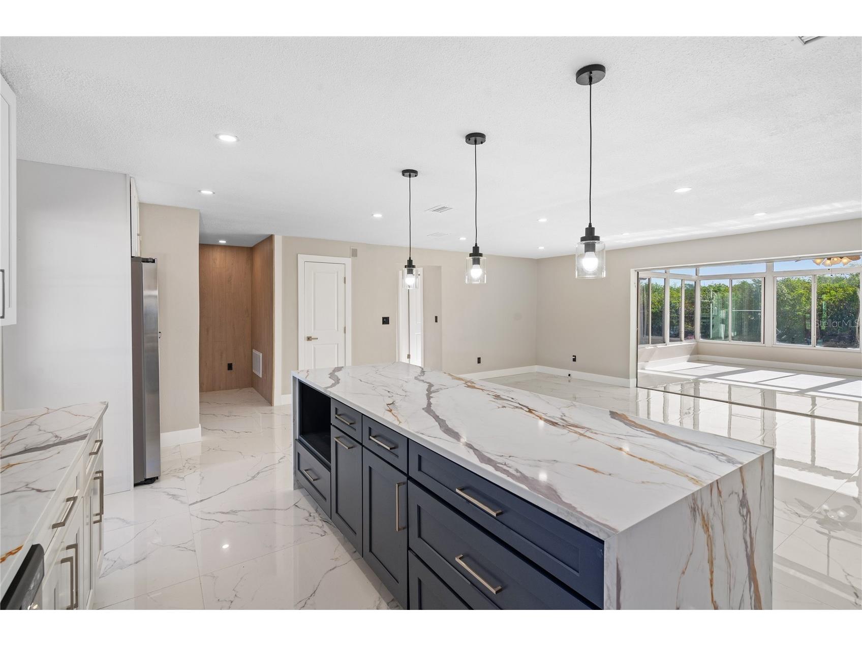 1992 Arvis Circle E Clearwater FL 33764 TB8458043 image11