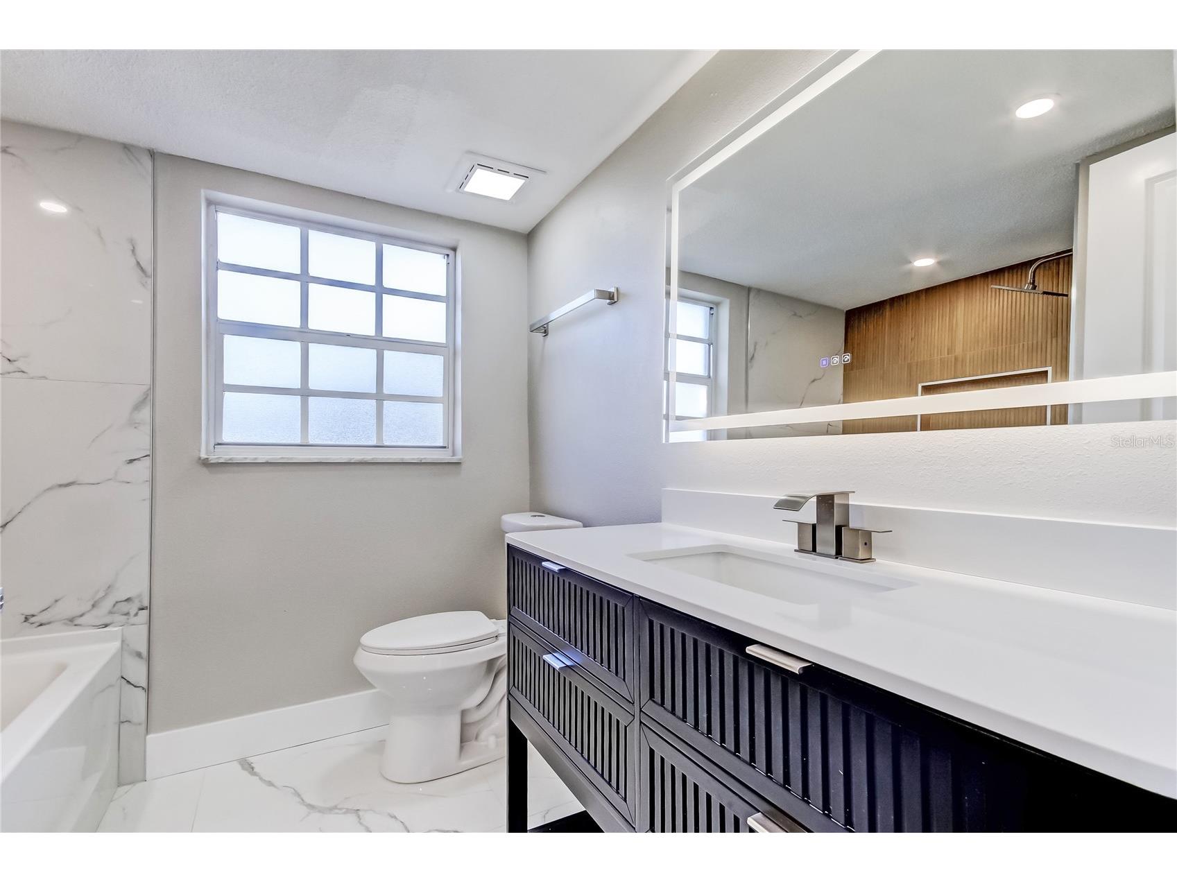 1992 Arvis Circle E Clearwater FL 33764 TB8458043 image25