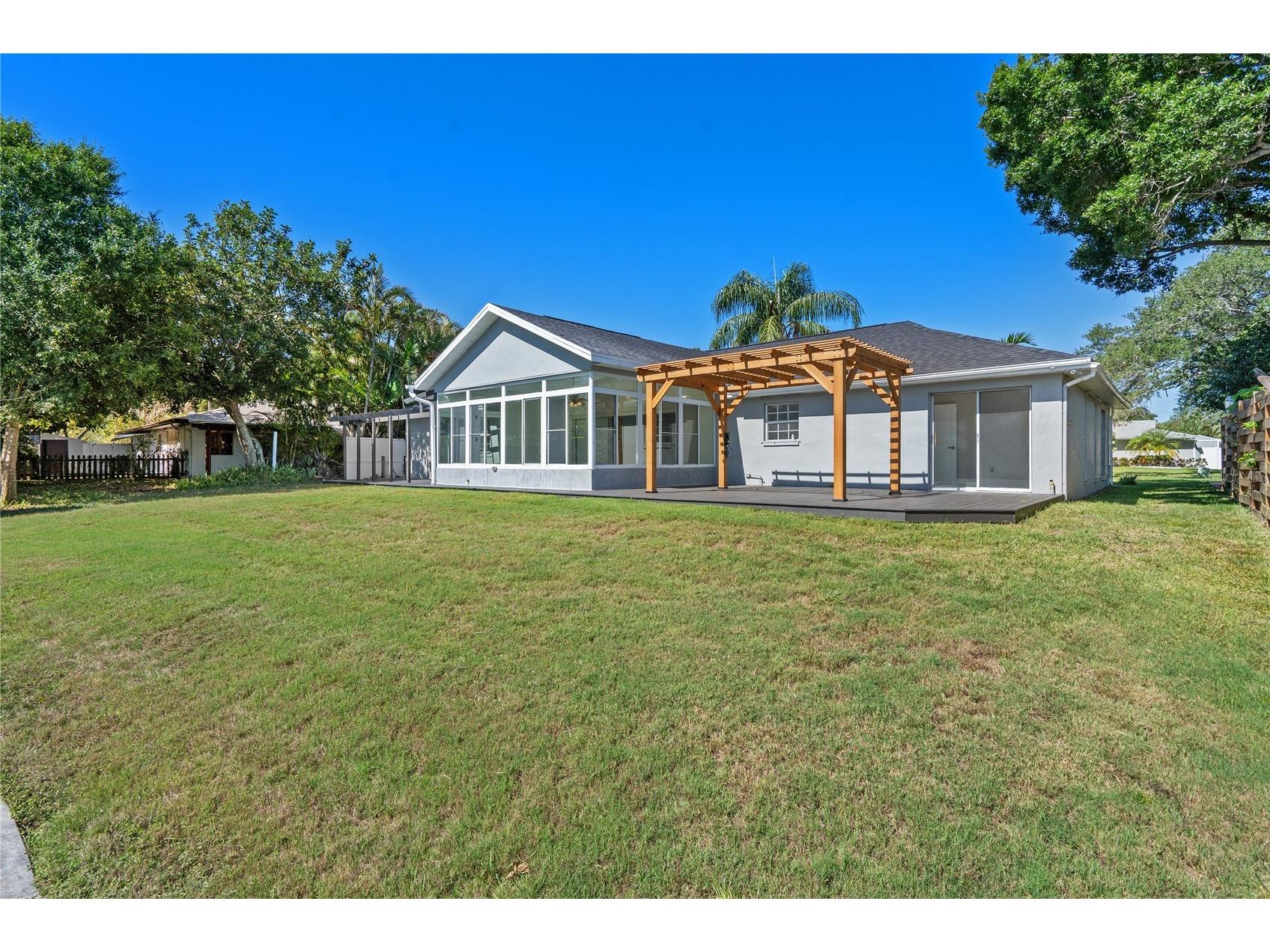 1992 Arvis Circle E Clearwater FL 33764 TB8458043 image7