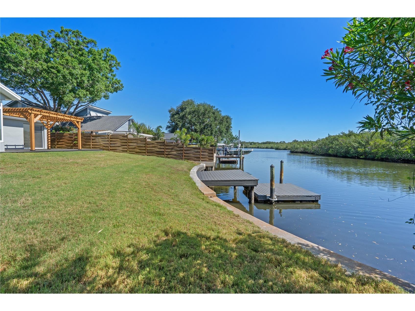 1992 Arvis Circle E Clearwater FL 33764 TB8458043 image8