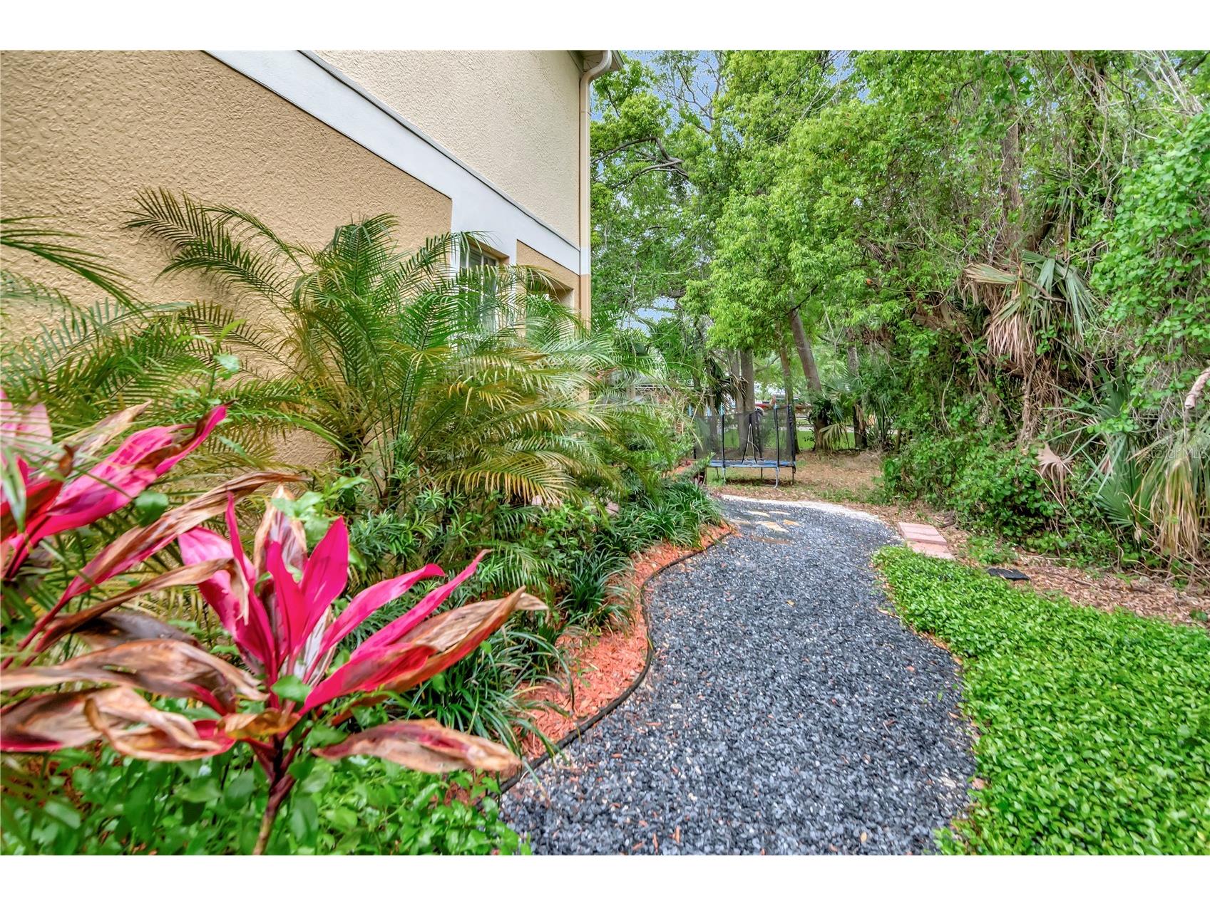 1992 Fiesta Ridge Court Tampa FL 33604 TB8491988 image22