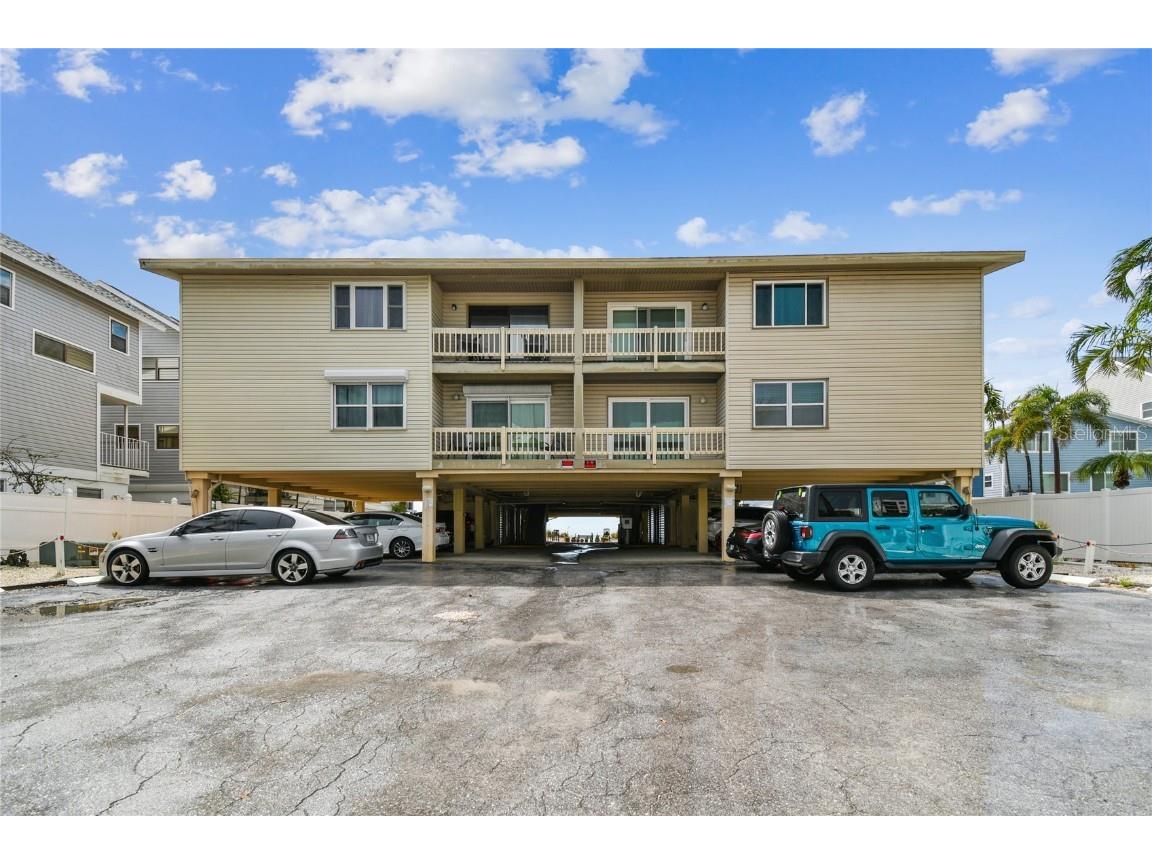 19920 Gulf Boulevard #7 Indian Shores FL 33785 U8213160 image1