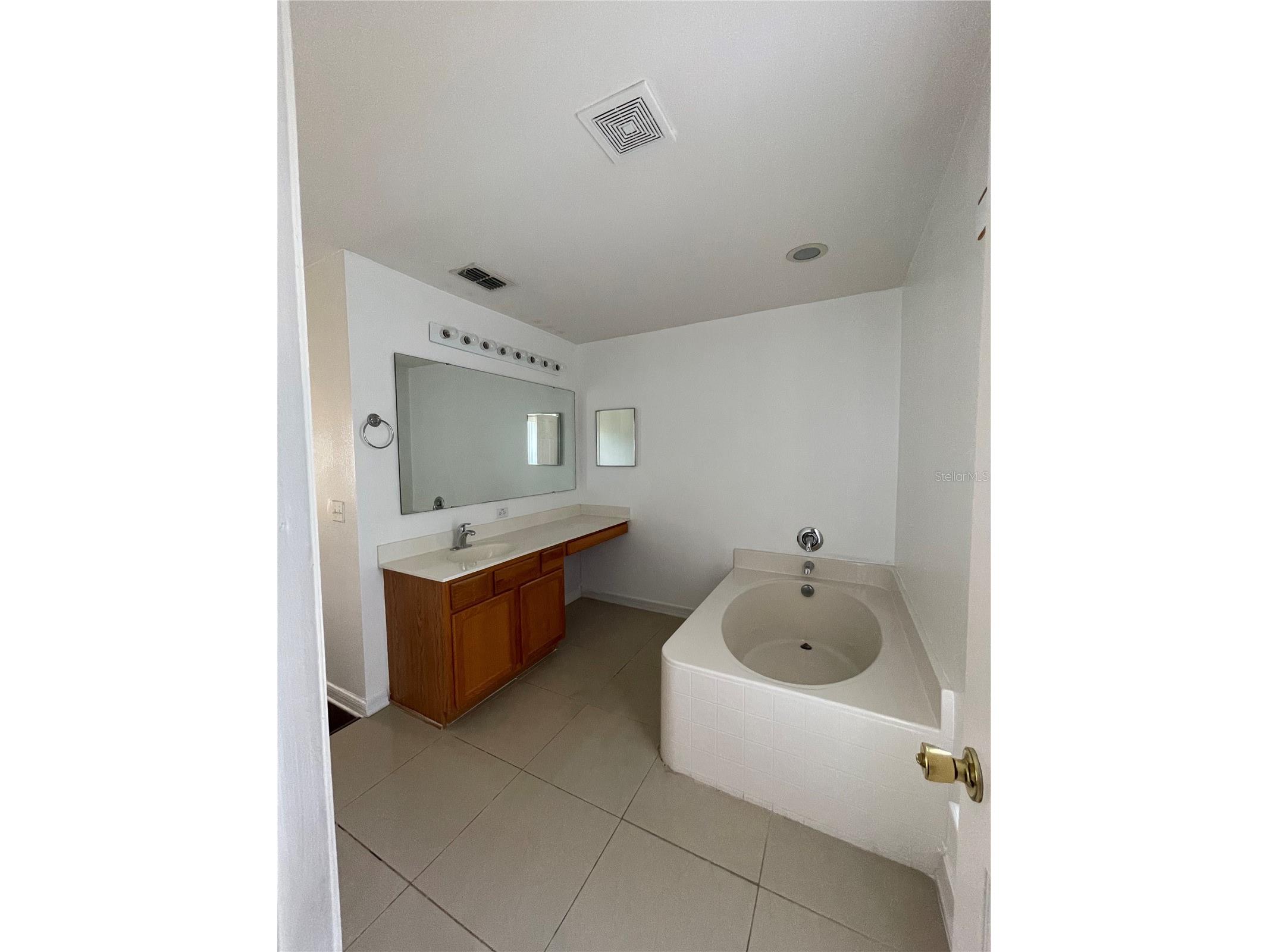 1994 Peridot Circle Kissimmee FL 34743 O6355908 image16