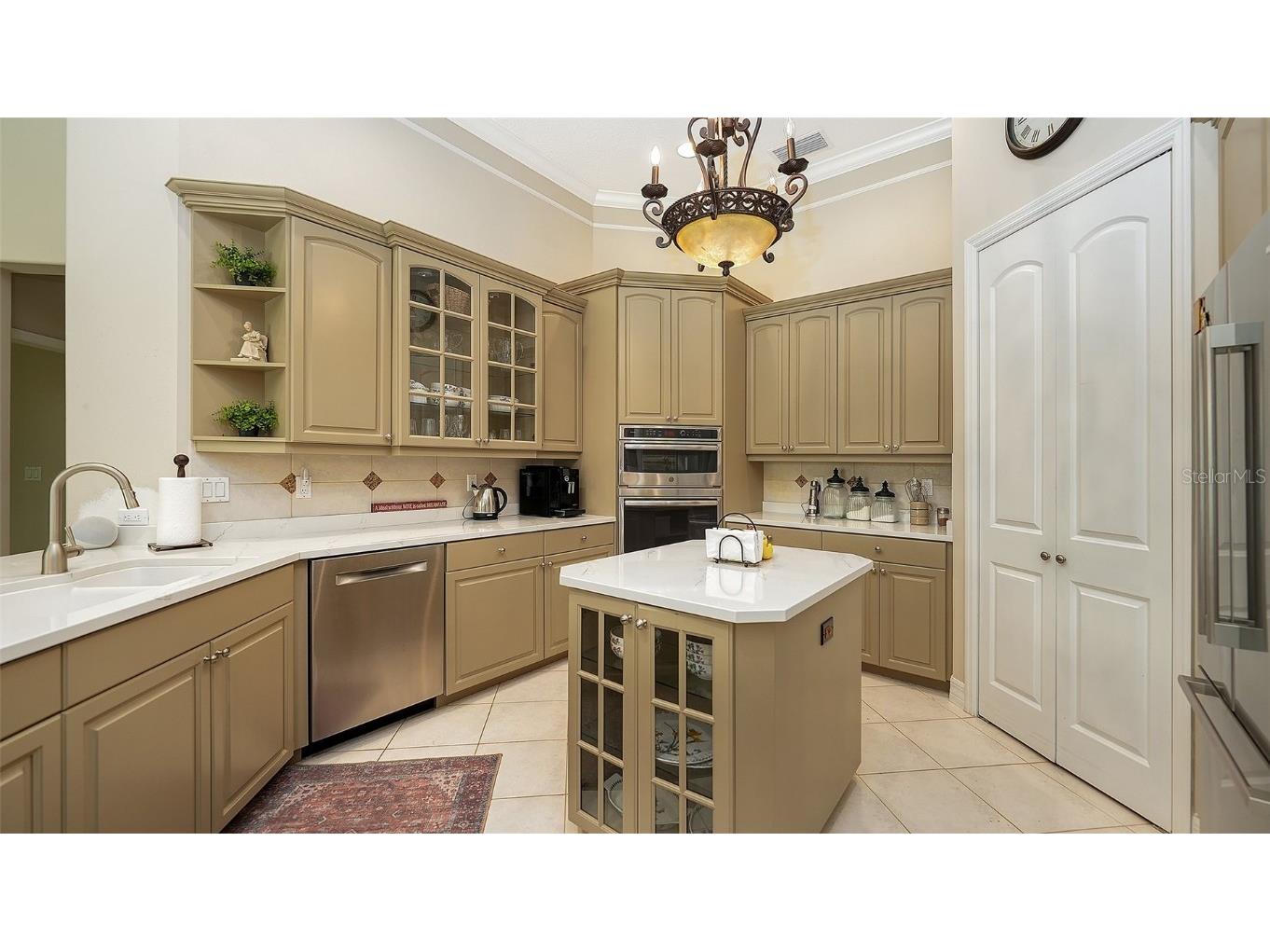 1994 Tom Morris Drive Sarasota FL 34240 A4673309 image15