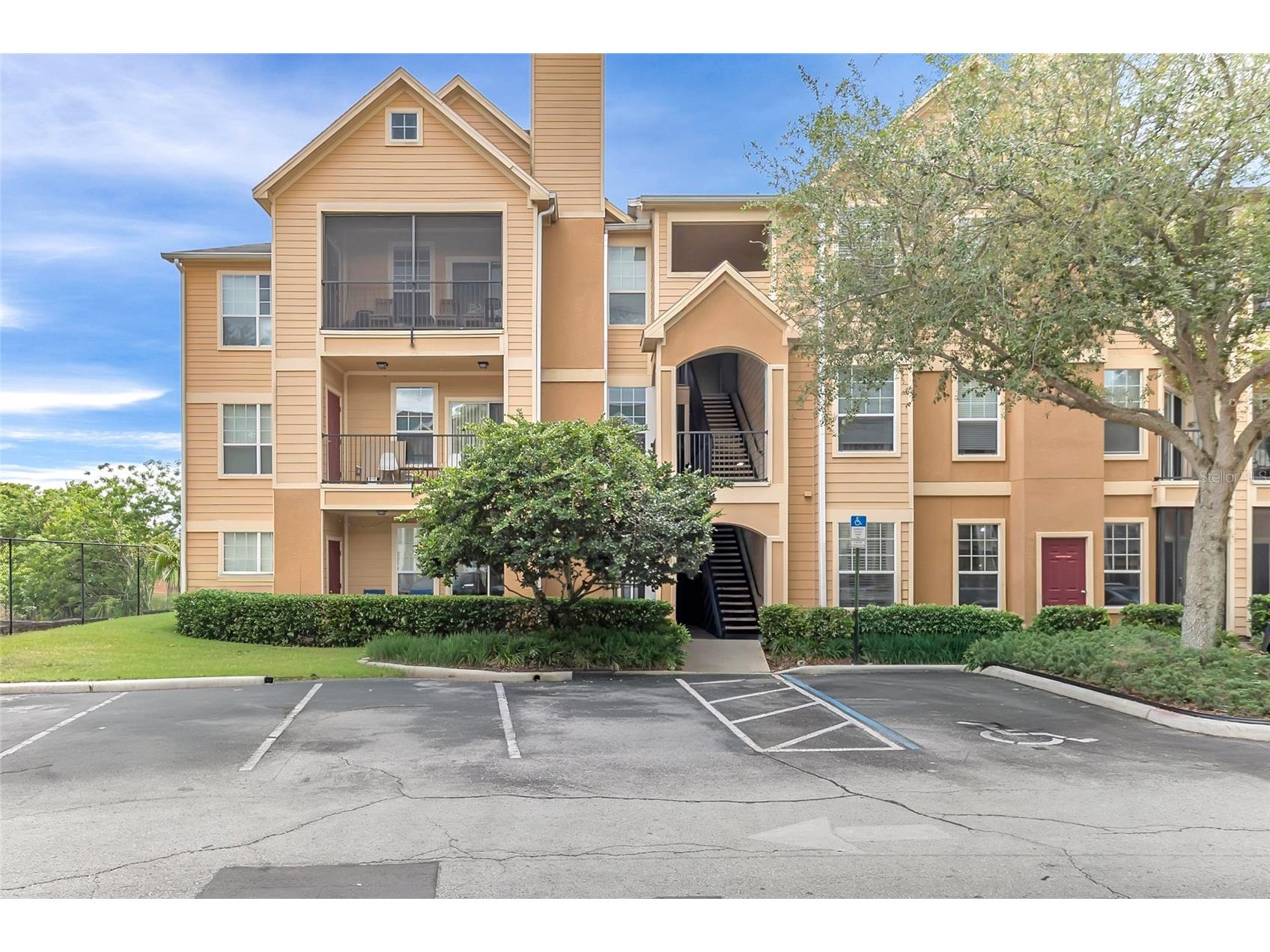 1995 Erving Circle #208 Ocoee FL 34761 O6402902 image1