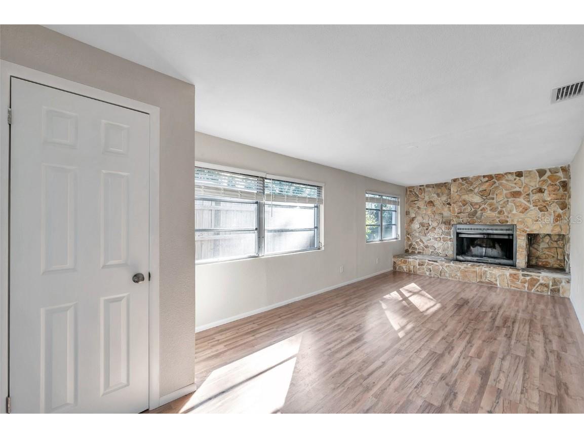 1995 Meadow Drive Clearwater FL 33763 TB8448206 image15