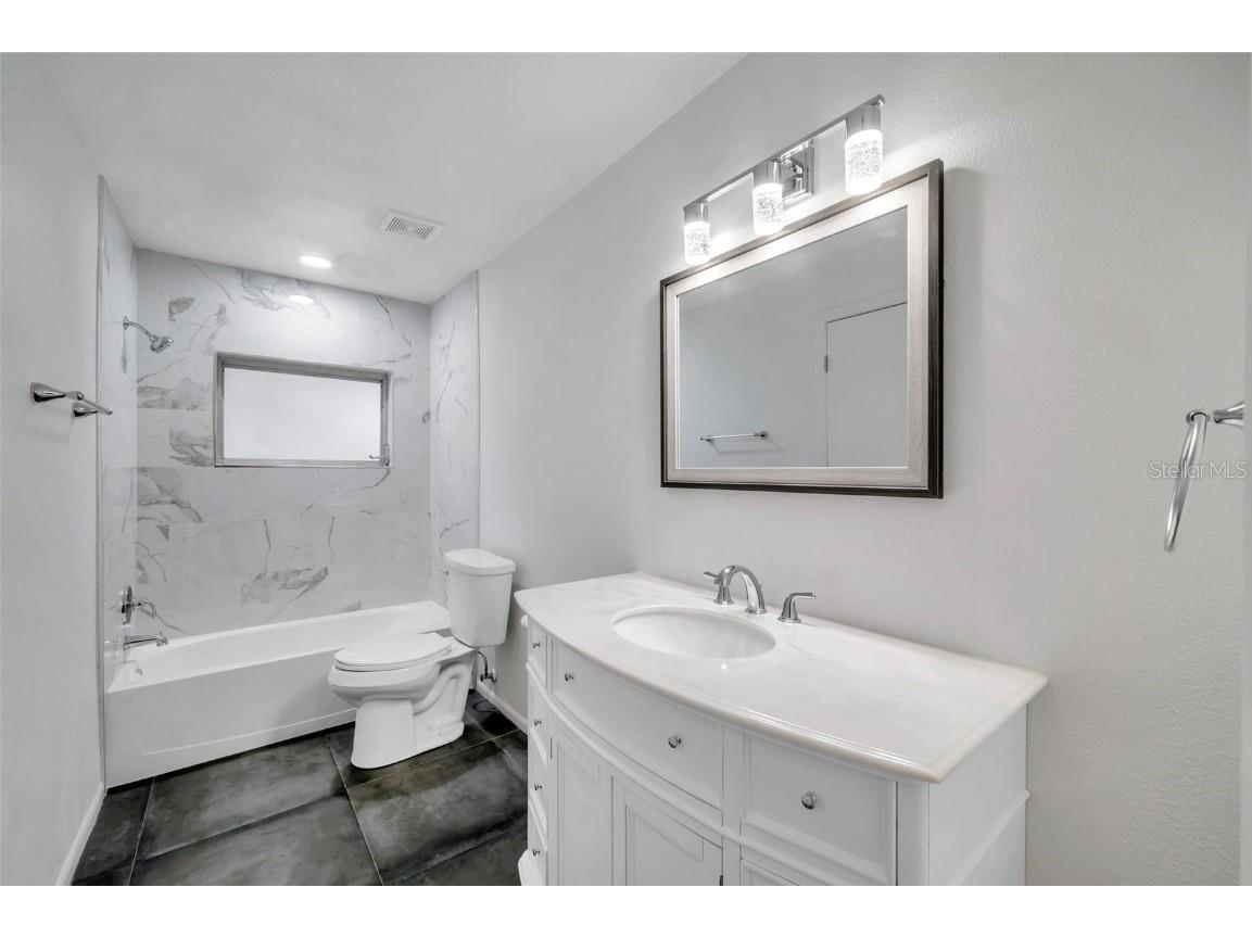 1995 Meadow Drive Clearwater FL 33763 TB8448206 image24