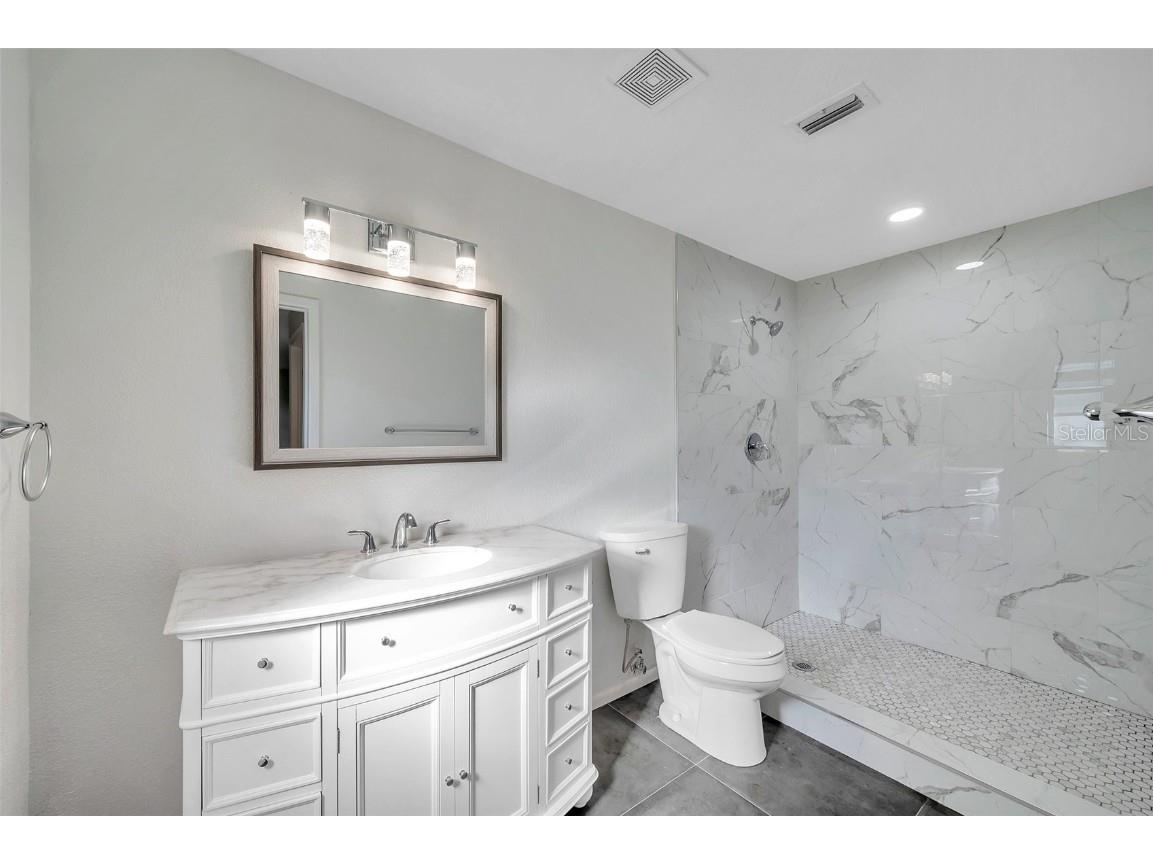 1995 Meadow Drive Clearwater FL 33763 TB8448206 image31