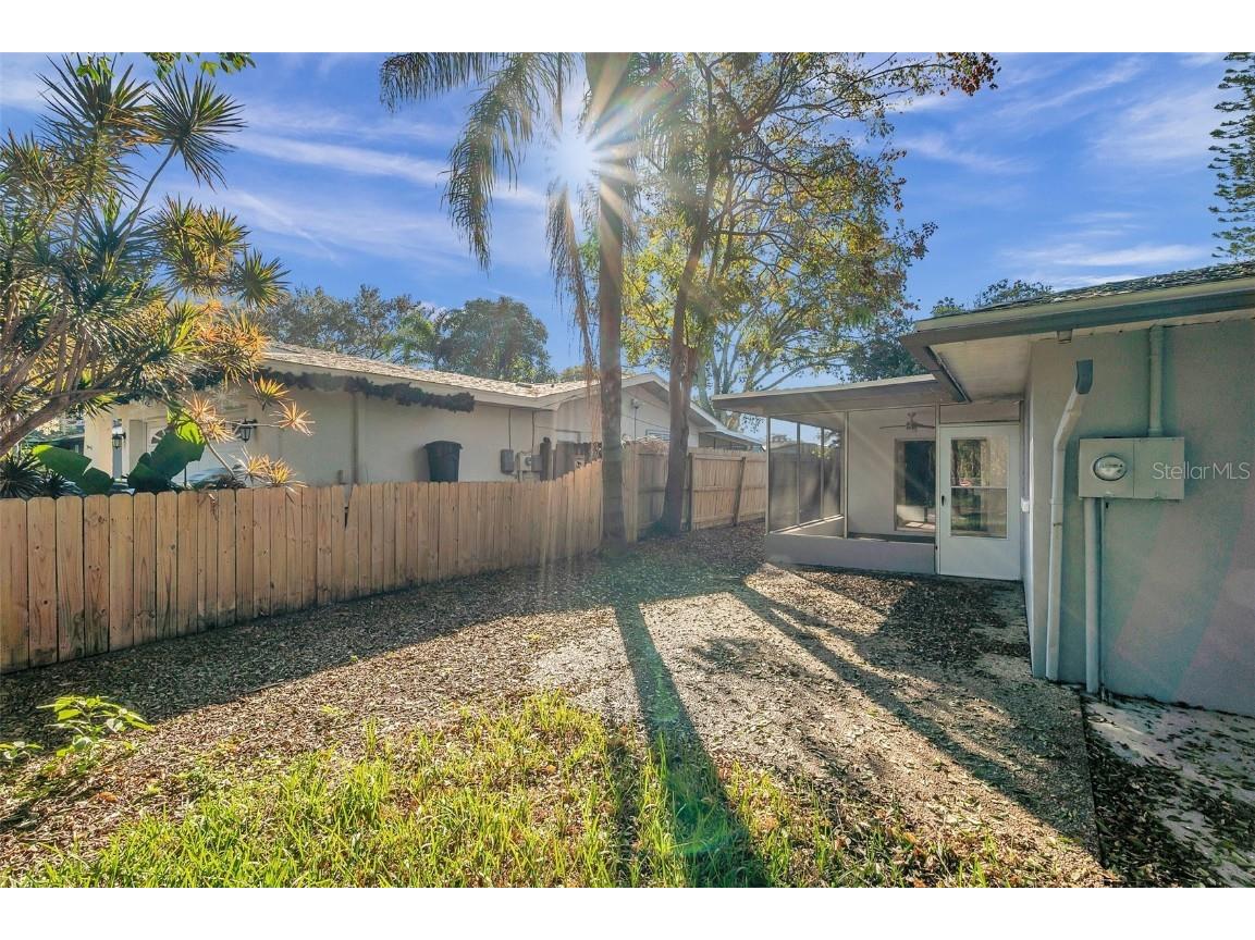 1995 Meadow Drive Clearwater FL 33763 TB8448206 image37