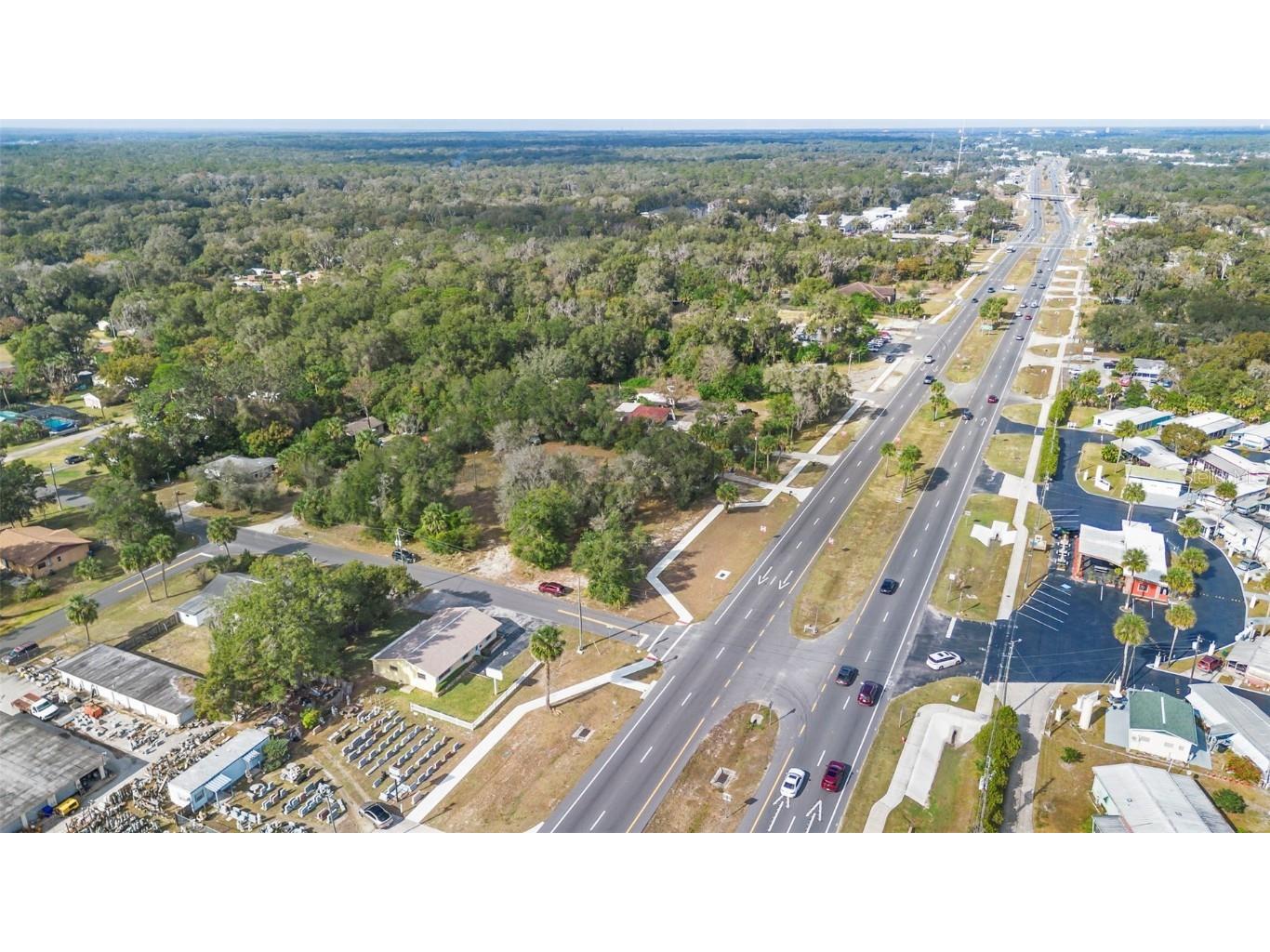 1995 N Volusia Avenue Orange City FL 32763 V4946410 image28