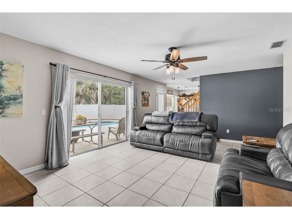 1998 Embassy Road North Port FL 34291 N6140994 image13