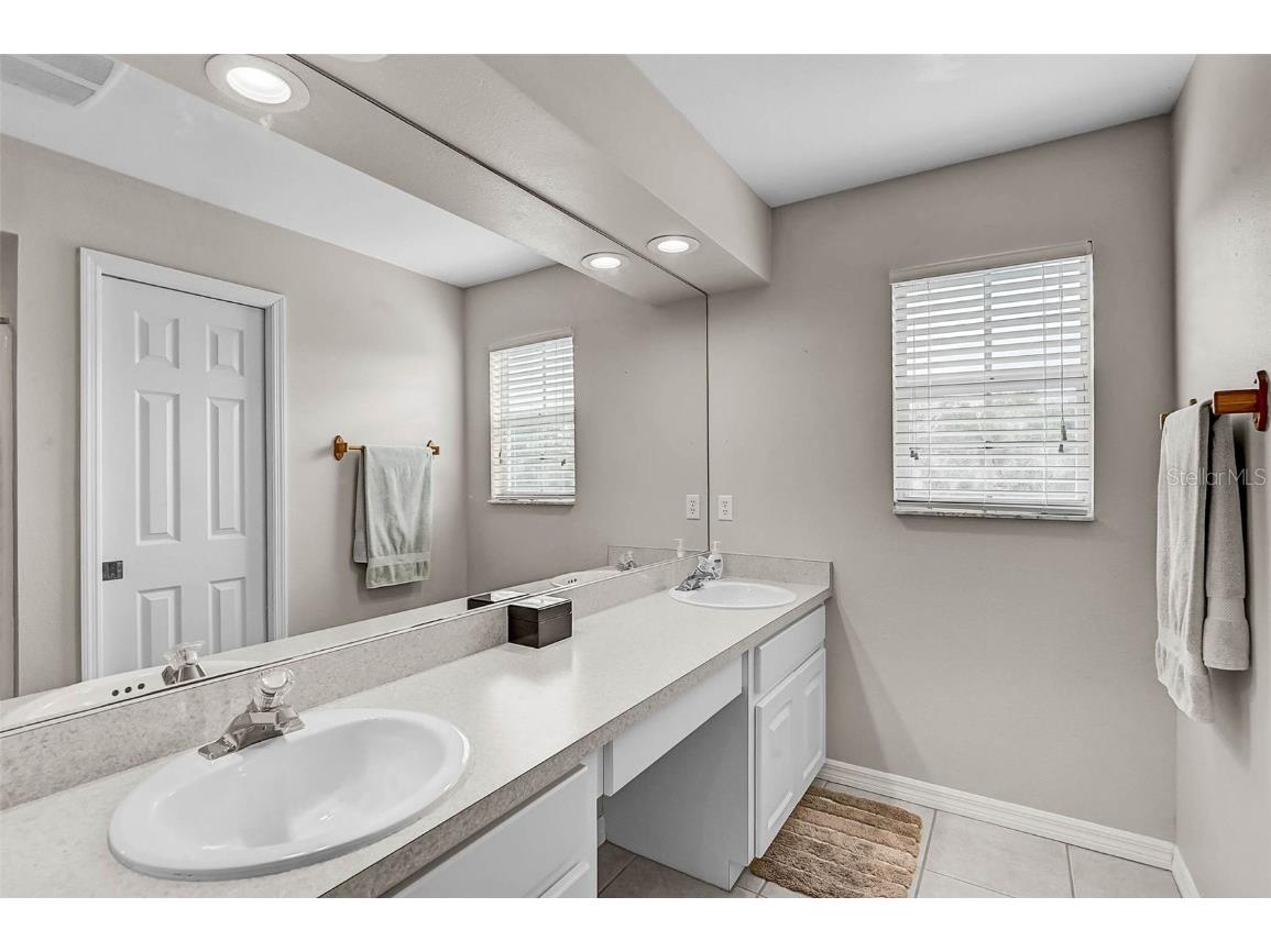 1998 Embassy Road North Port FL 34291 N6140994 image25