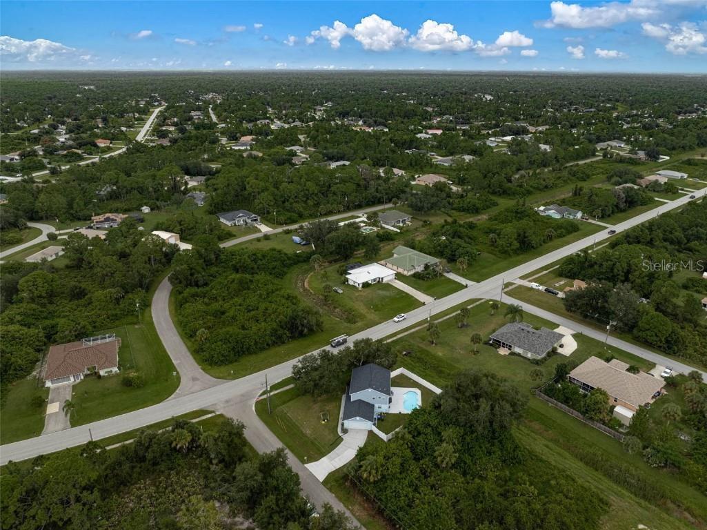 1998 Embassy Road North Port FL 34291 N6140994 image42