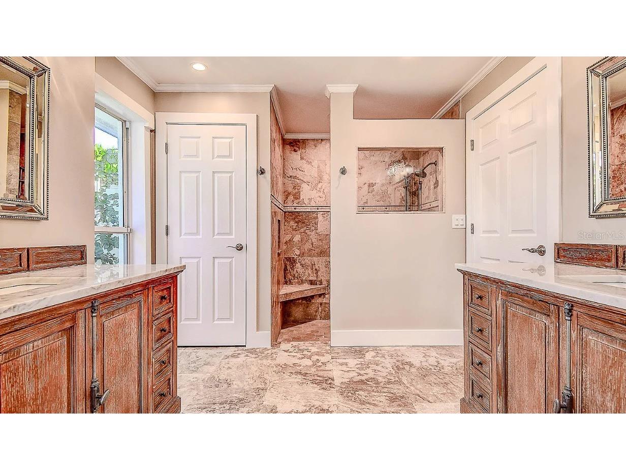 1998 Kansas Avenue NE Saint Petersburg FL 33703 TB8437665 image11