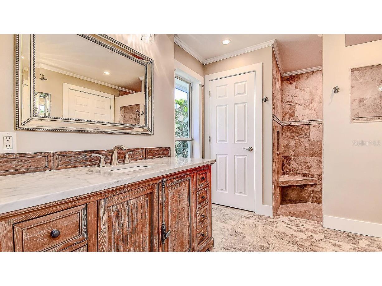 1998 Kansas Avenue NE Saint Petersburg FL 33703 TB8437665 image12