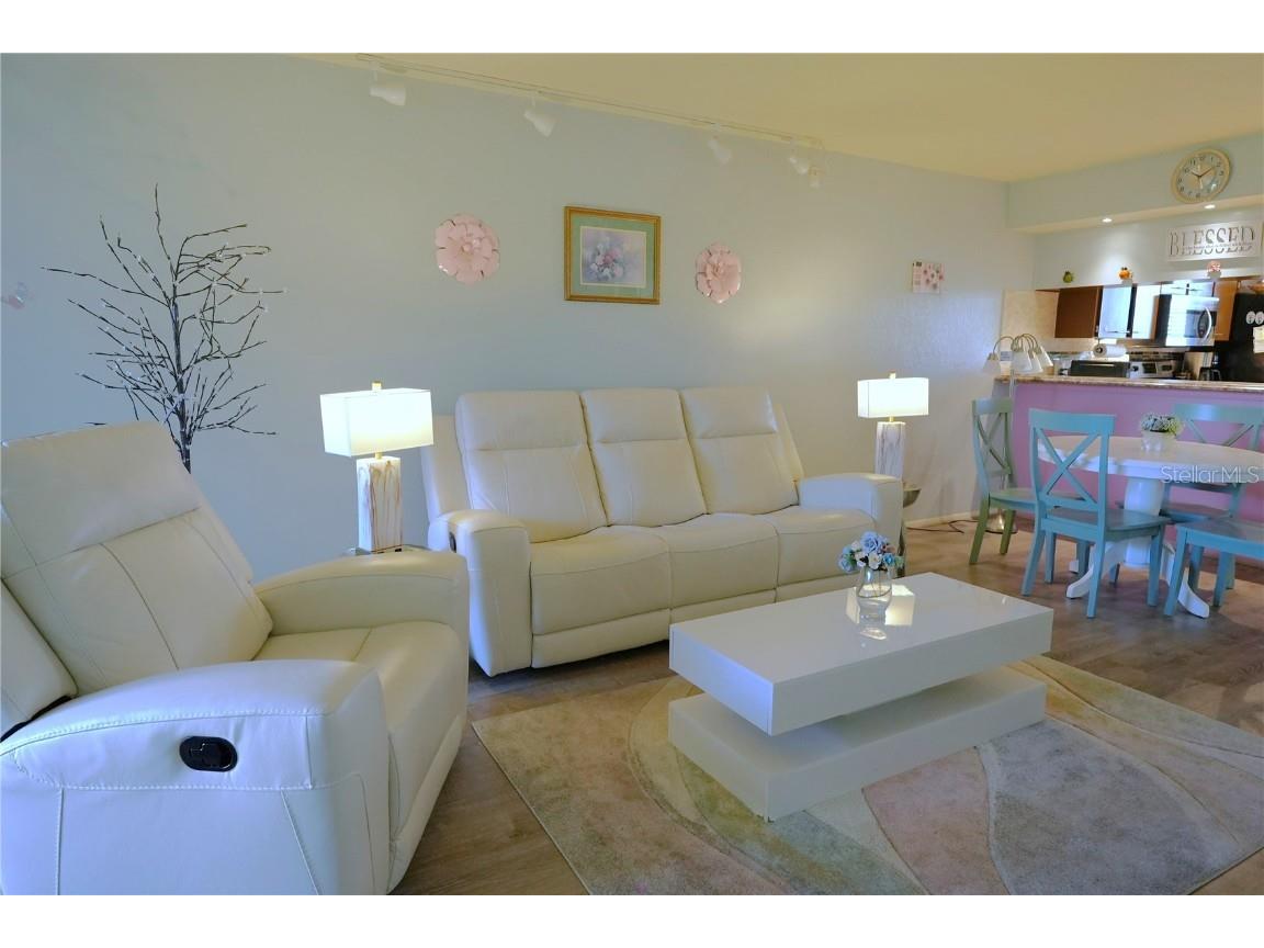 1999 Kings Highway #16B Punta Gorda FL 33980 C7515147 image6