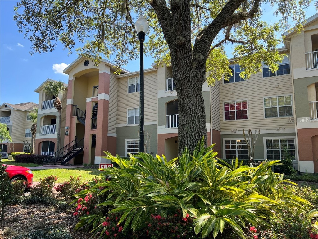 1999 Summer Club Drive #105 Oviedo FL 32765 O6178183 image1