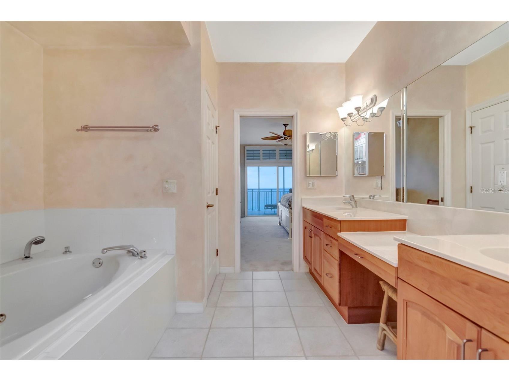 2 15th Avenue #303 Indian Rocks Beach FL 33785 - GULF TB8526287 image17