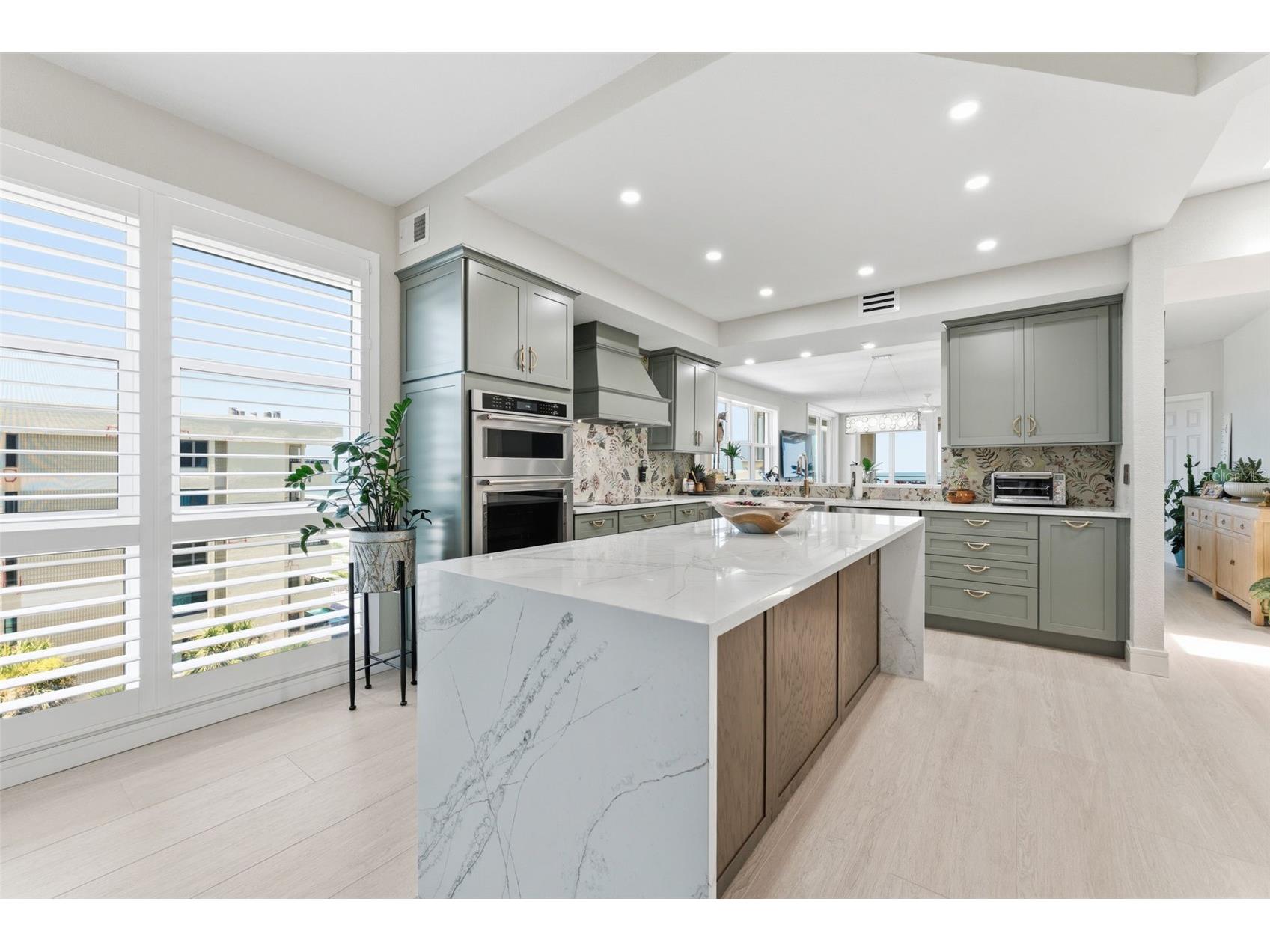 2 15th Avenue #401 Indian Rocks Beach FL 33785 TB8522644 image11