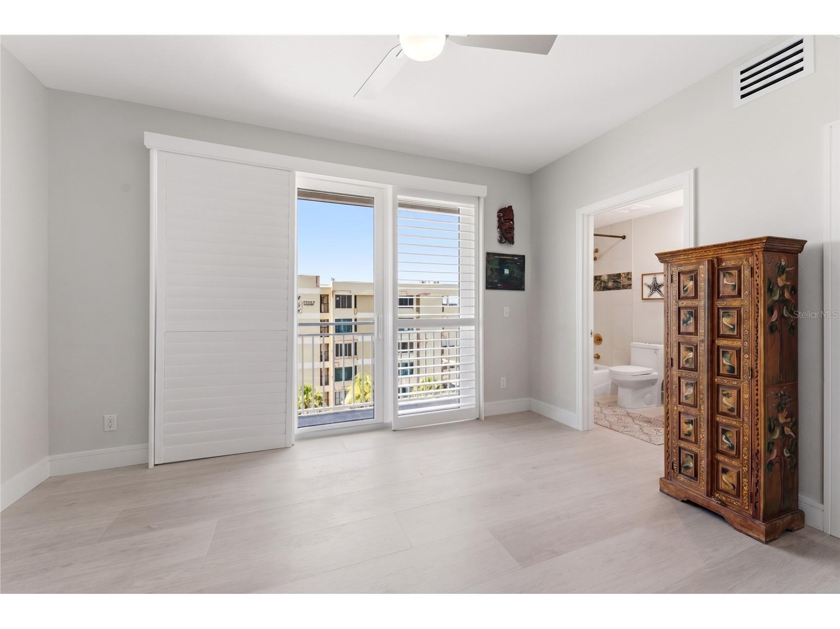 2 15th Avenue #401 Indian Rocks Beach FL 33785 TB8522644 image27