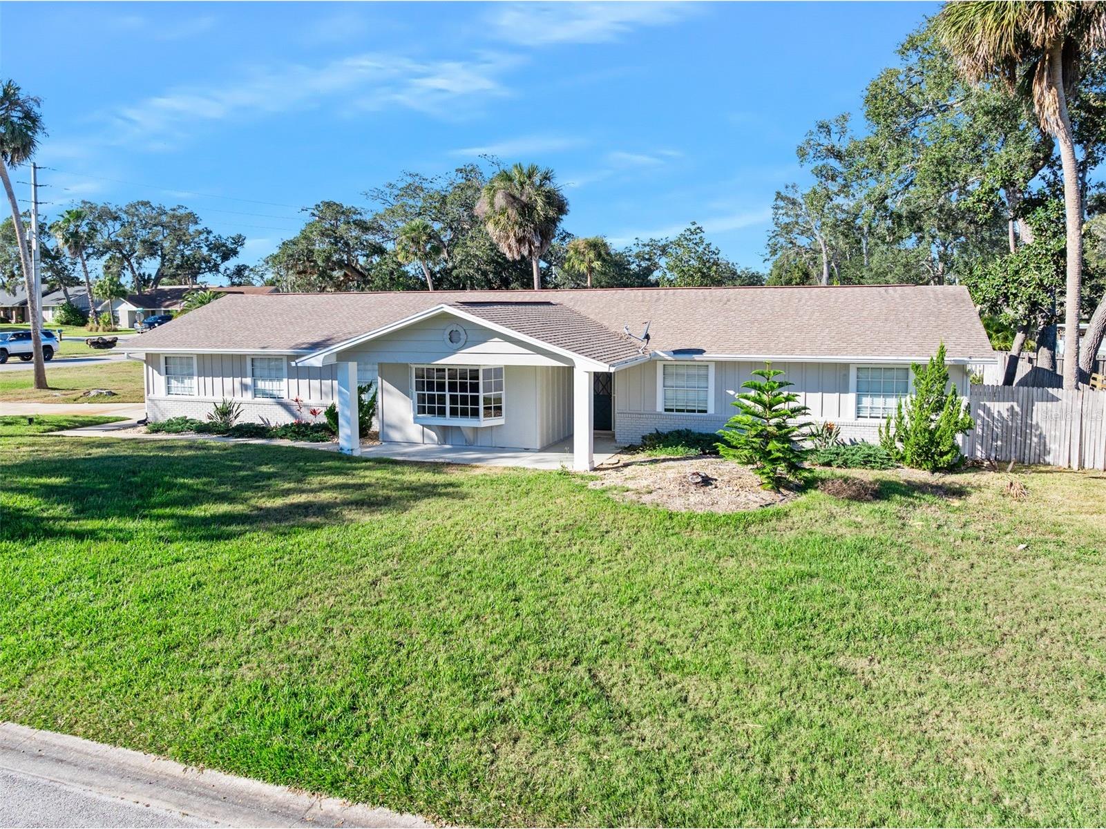 2 Avenue Bonita Ormond Beach FL 32174 - HALIFAX RIVER V4946404 image2
