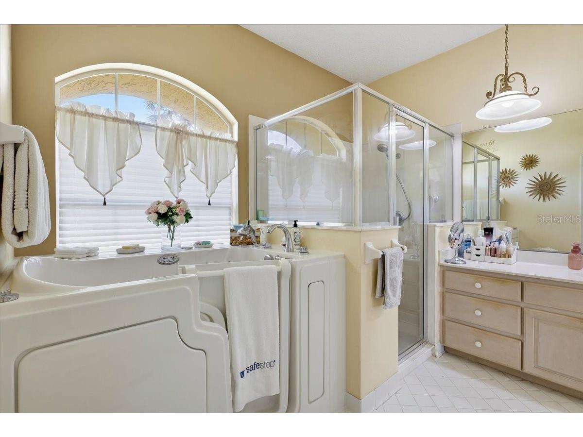 2 Carlson Lane Palm Coast FL 32137 FC318184 image7