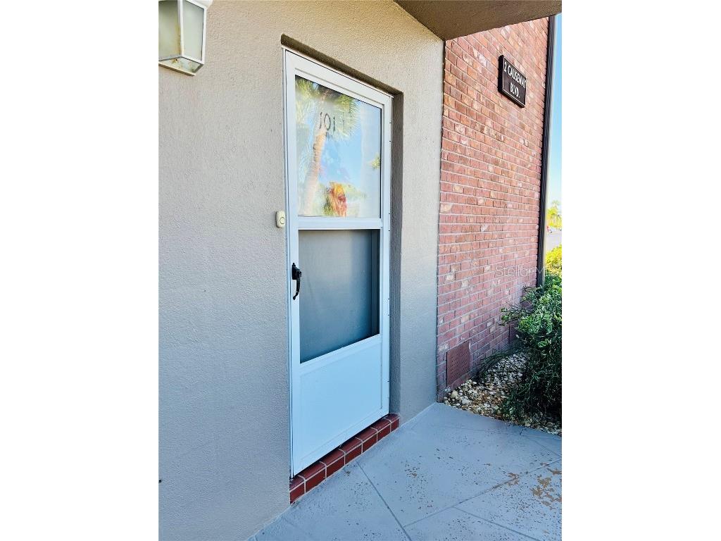 2 Causeway Boulevard #101 Dunedin FL 34698 - GULF OF MEXICO U8184726 image1