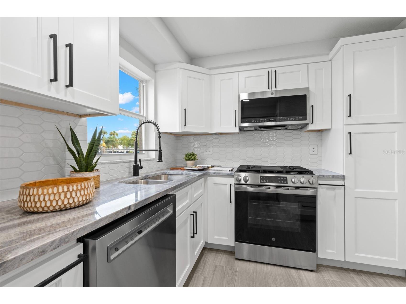 2 Causeway Boulevard #101 Dunedin FL 34698 TB8532300 image9