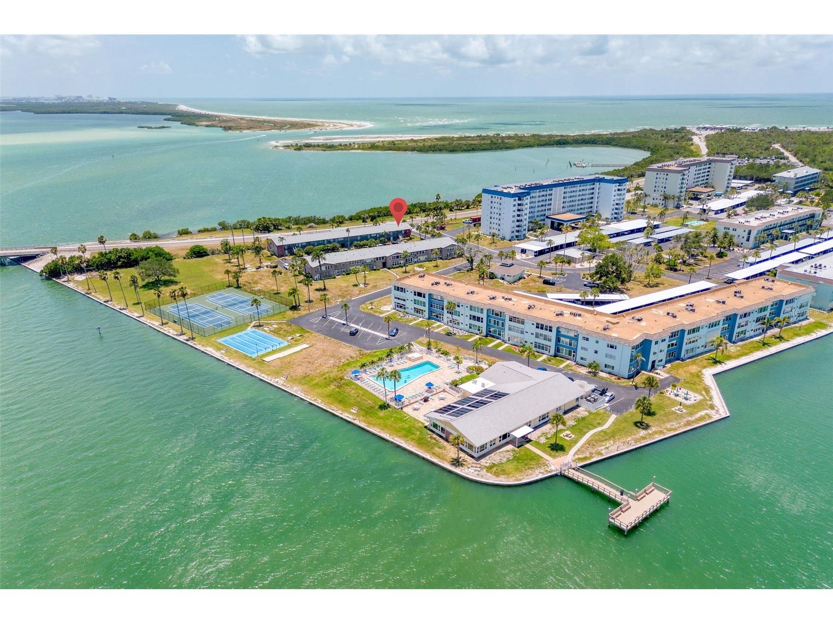 2 Causeway Boulevard #102 Dunedin FL 34698 - GULF OF MEXICO O6418499 image1