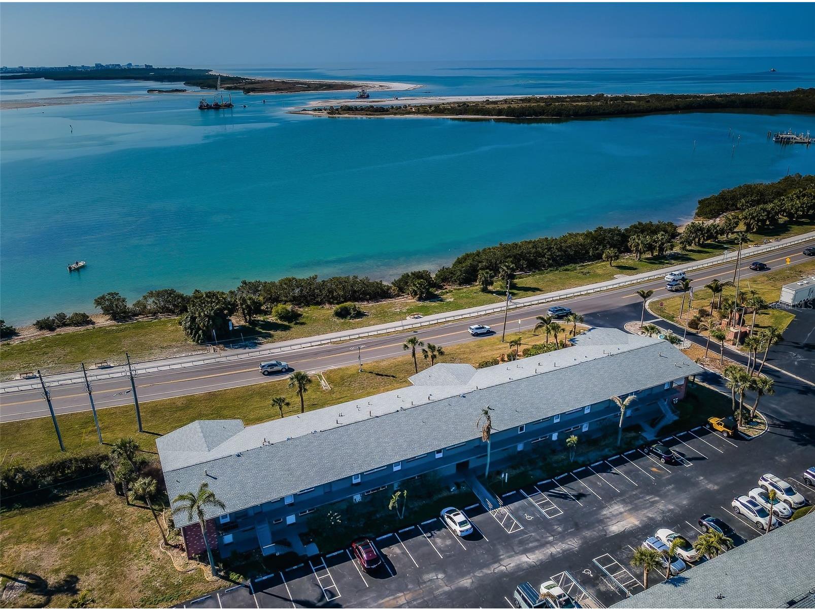 2 Causeway Boulevard #208 Dunedin FL 34698 TB8498012 image3