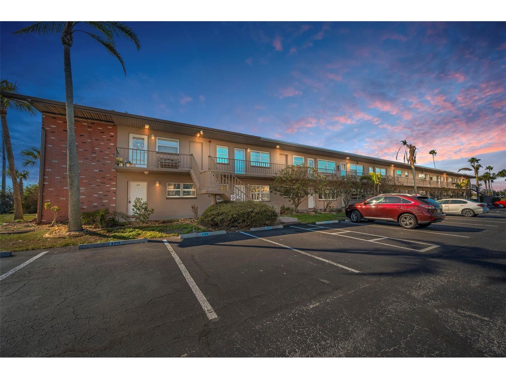 2 Causeway Boulevard #208 Dunedin FL 34698 - GULF OF AMERICA TB8501555 image4