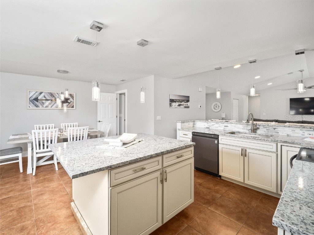 2 Cedar Court Palm Coast FL 32137 FC304022 image7