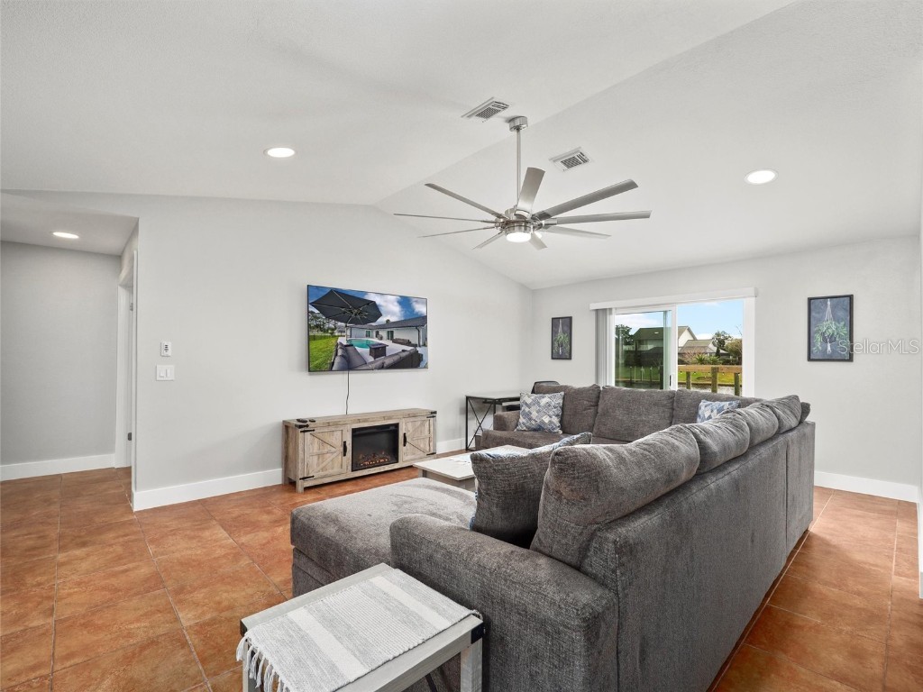 2 Cedar Court Palm Coast FL 32137 FC304022 image9