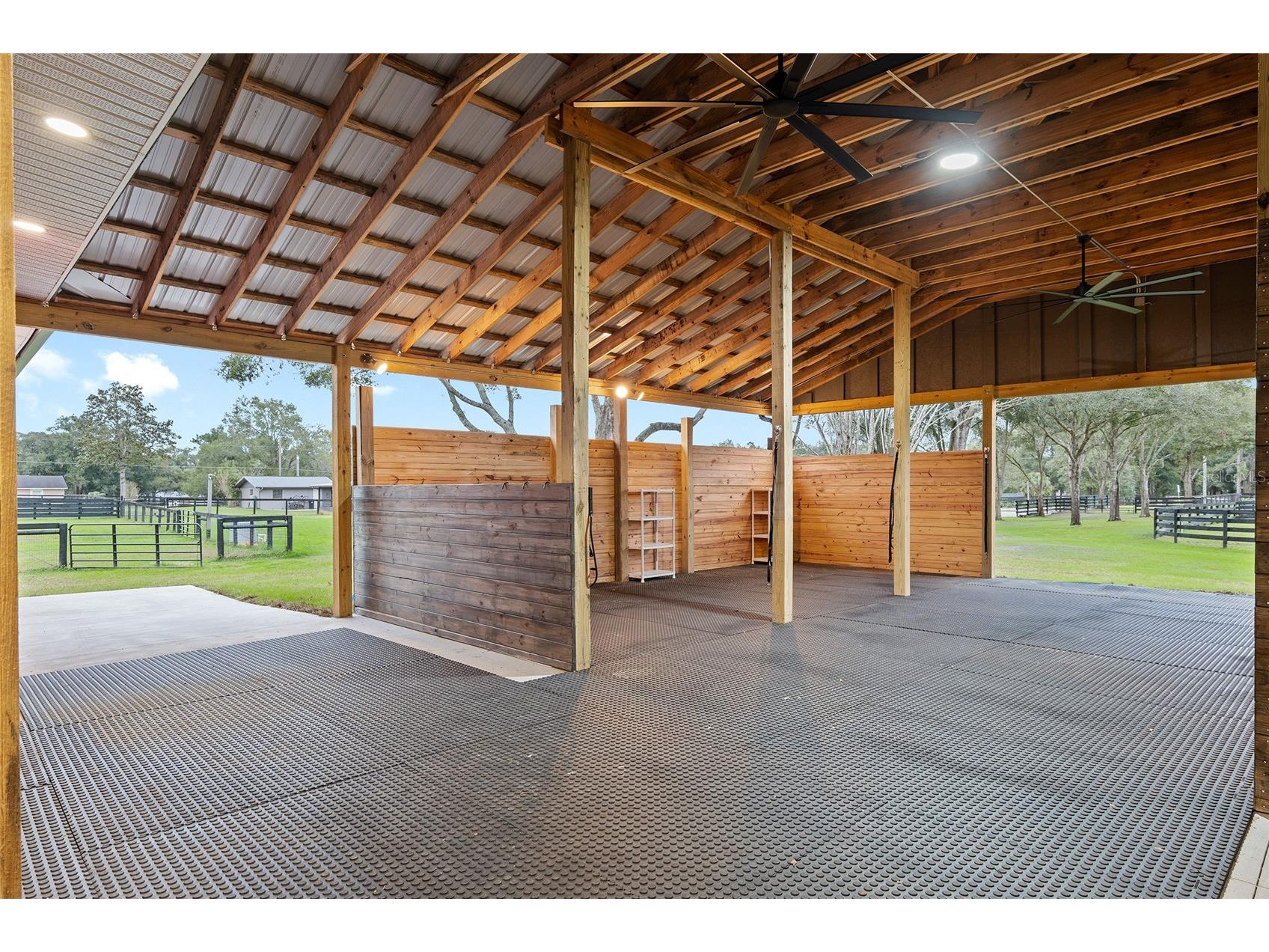 2 Count Fleet Drive Ocala FL 34482 OM719390 image15