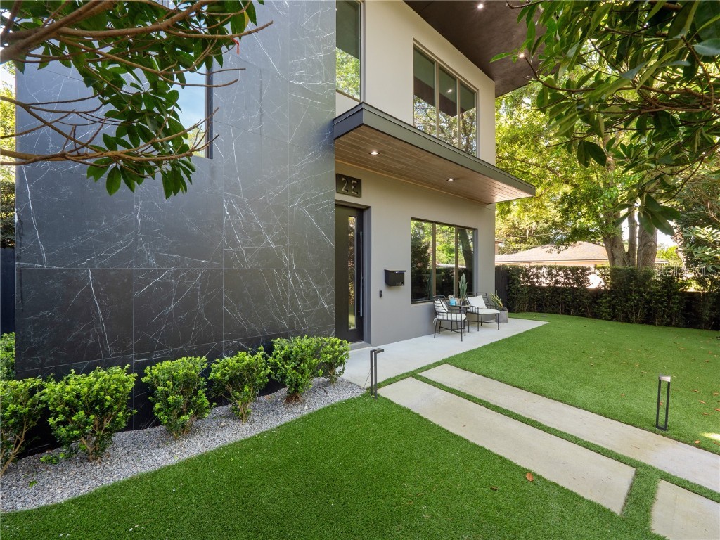 2 E King Street Orlando FL 32804 O6223489 image1