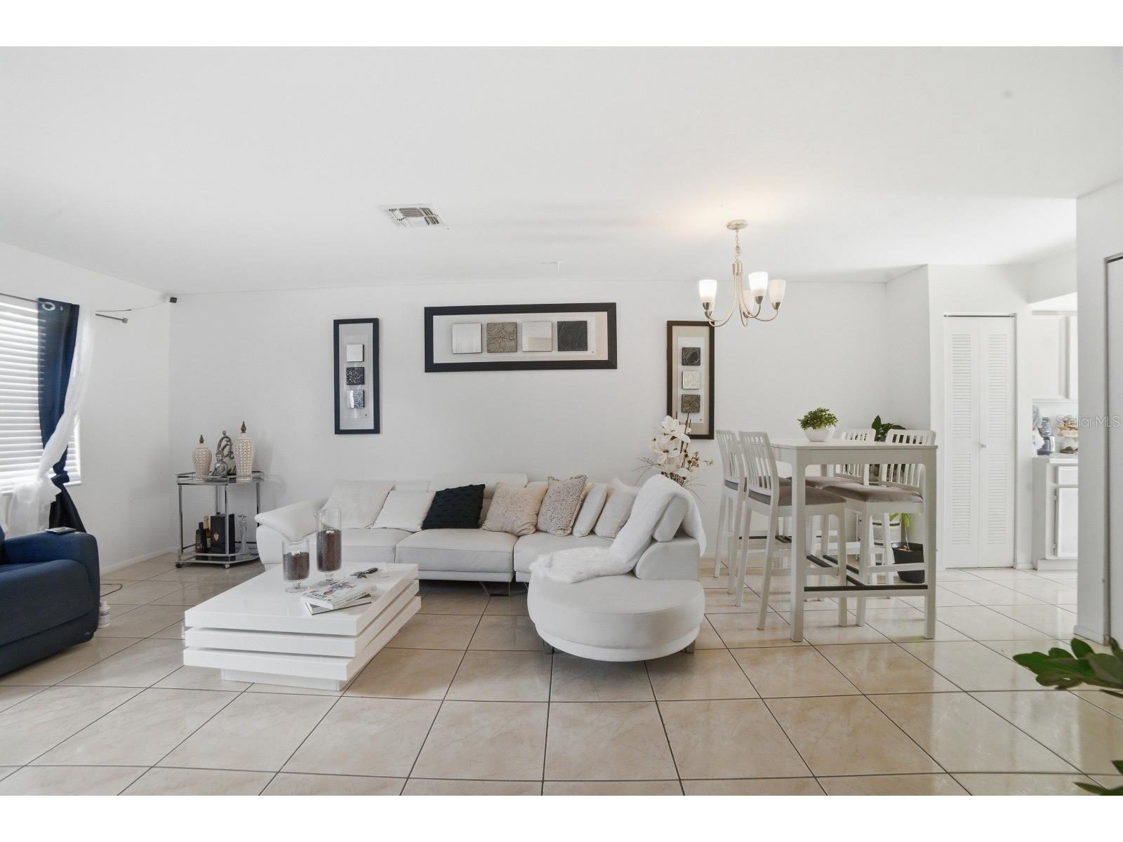 2 E Las Palmas Way Kissimmee FL 34743 O6423898 image3