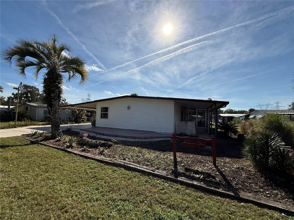 2 Grove Trail Wildwood FL 34785 - Golden Pond G5104802 image2