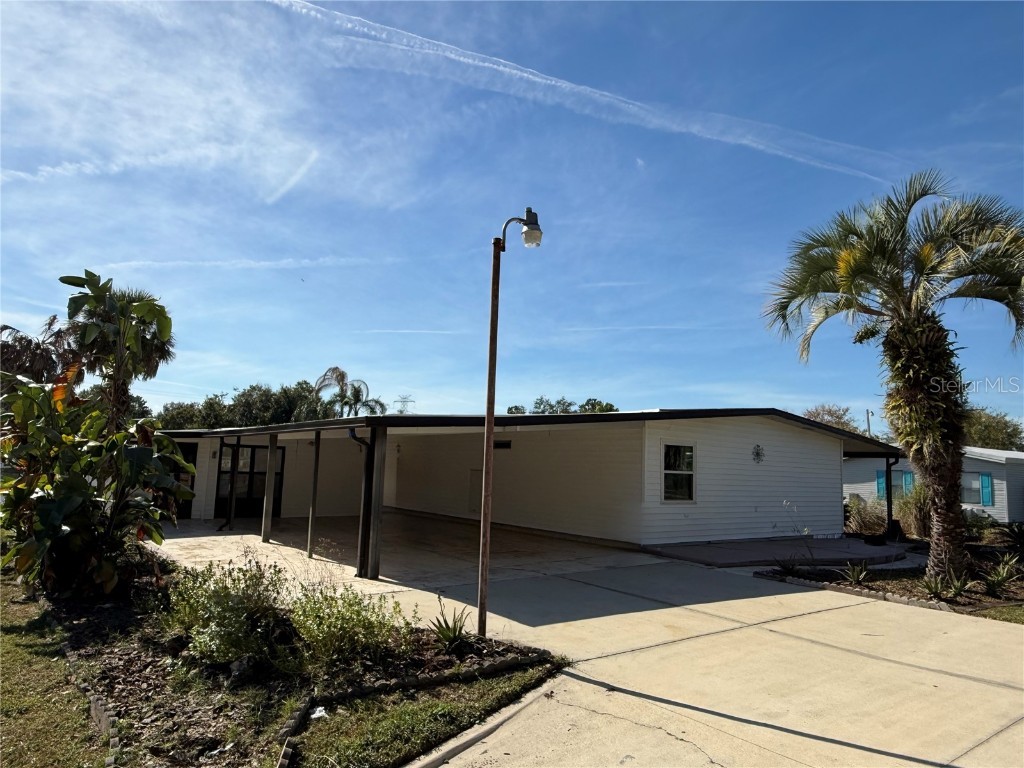 2 Grove Trail Wildwood FL 34785 - Golden Pond G5104802 image4