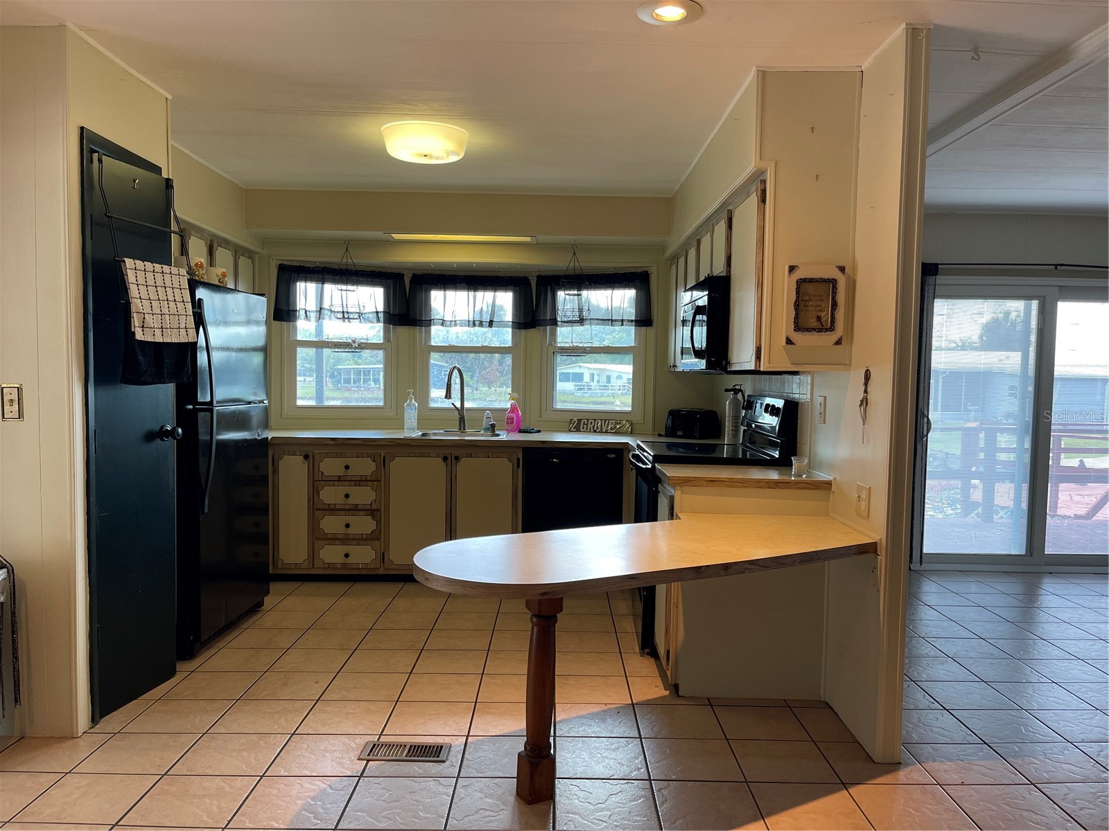 2 Grove Trail Wildwood FL 34785 - ON GOLDEN PONG & LAKE OKAHUMPK G5111337 image8