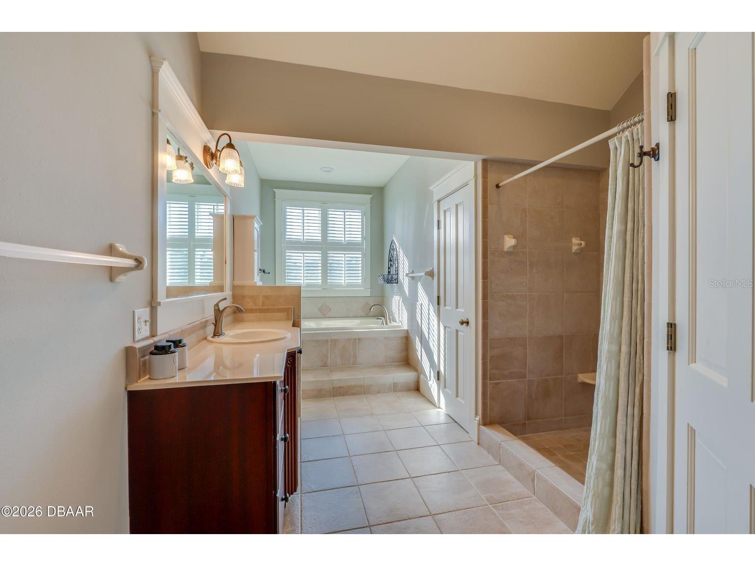 2 Hickory Lane Daytona Beach FL 32118 NS1087332 image18