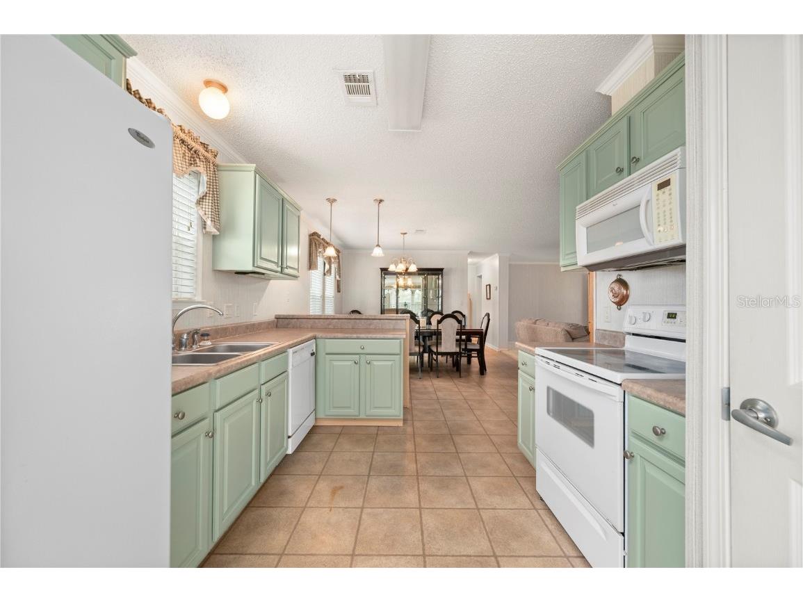 2 Holland Drive Punta Gorda FL 33950 C7514723 image10