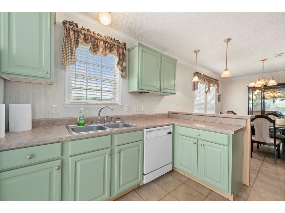 2 Holland Drive Punta Gorda FL 33950 C7514723 image11