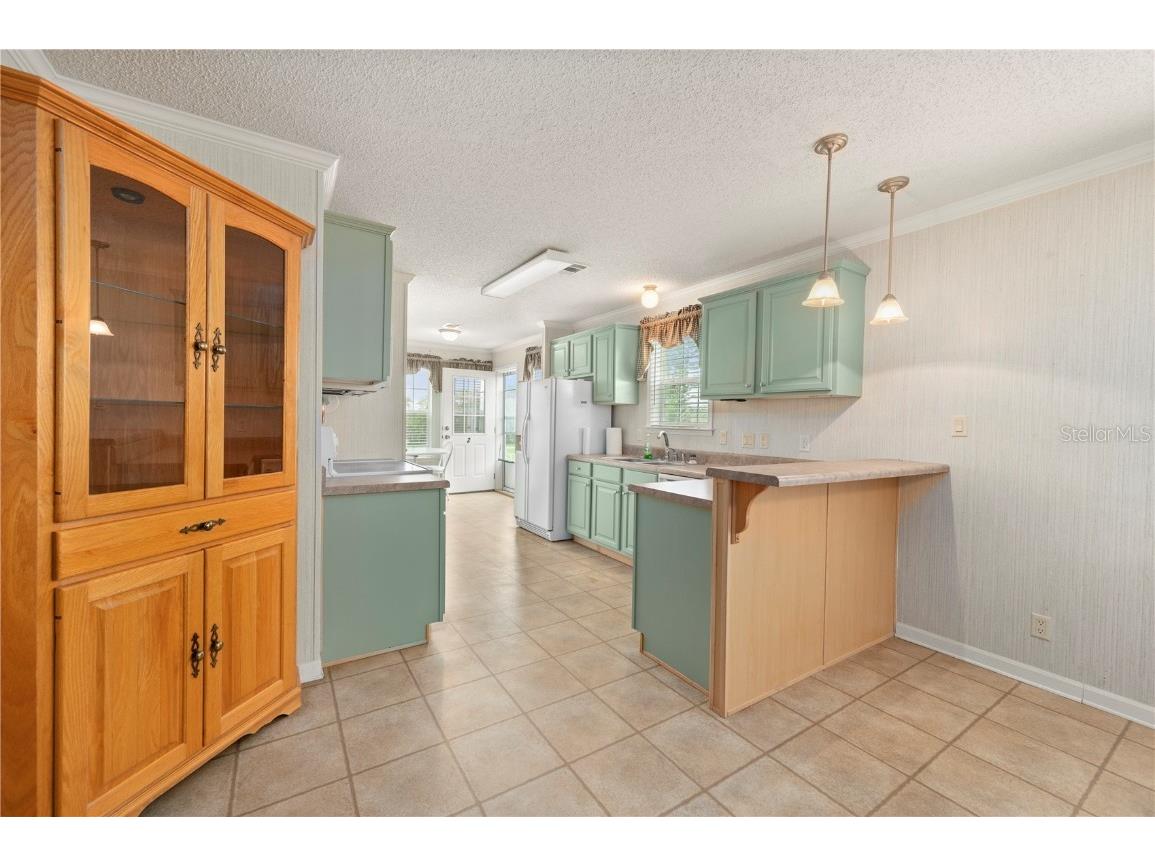 2 Holland Drive Punta Gorda FL 33950 C7514723 image8