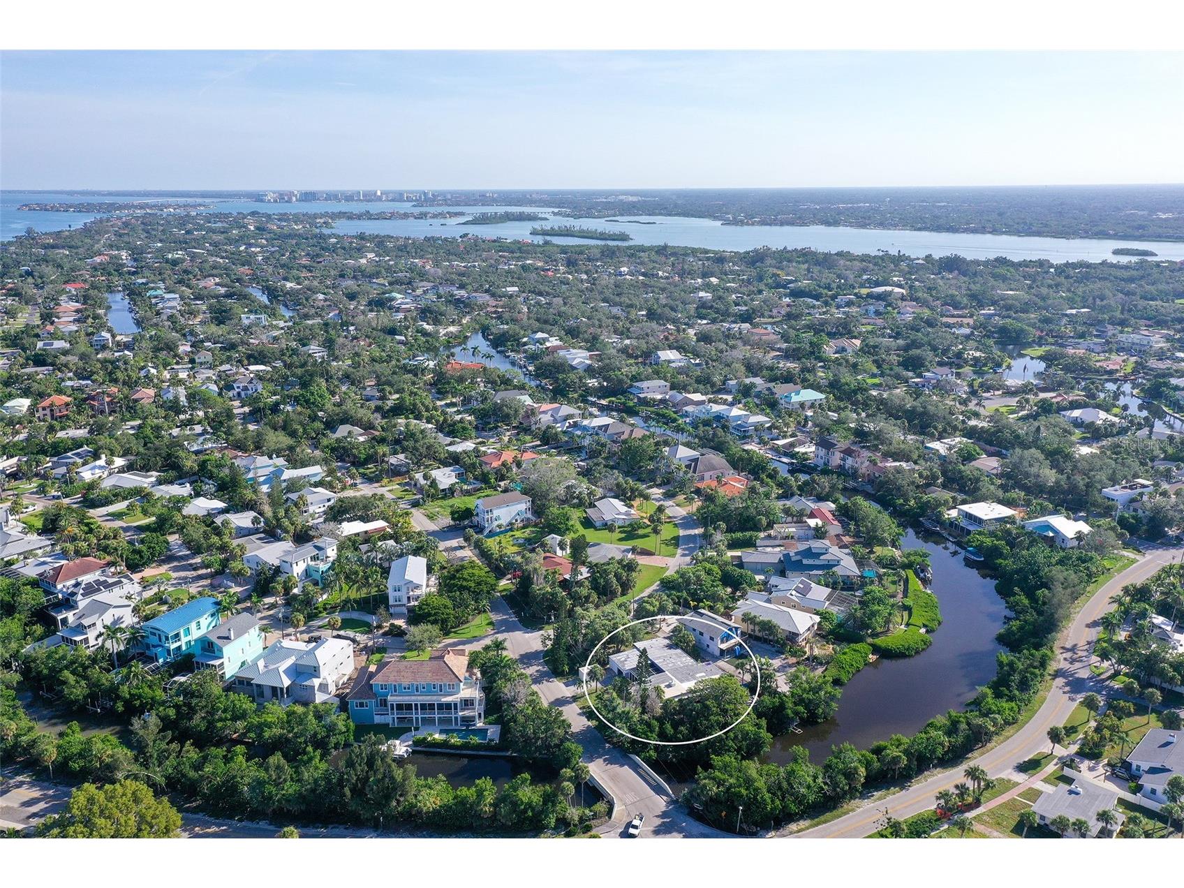 2 Island Circle Sarasota FL 34242 - GRAND CANAL A4662842 image25