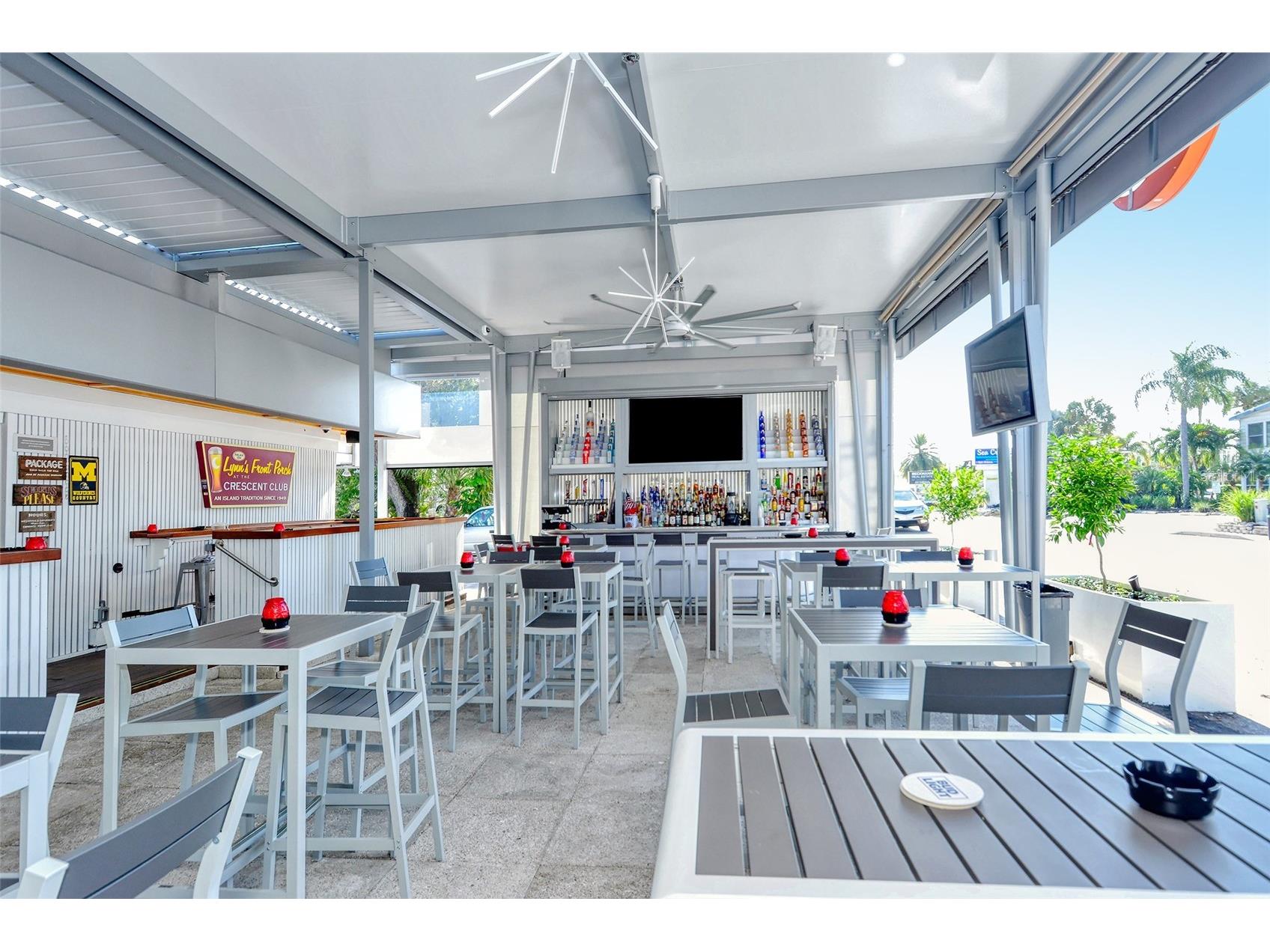 2 Island Circle Sarasota FL 34242 - GRAND CANAL A4662842 image33