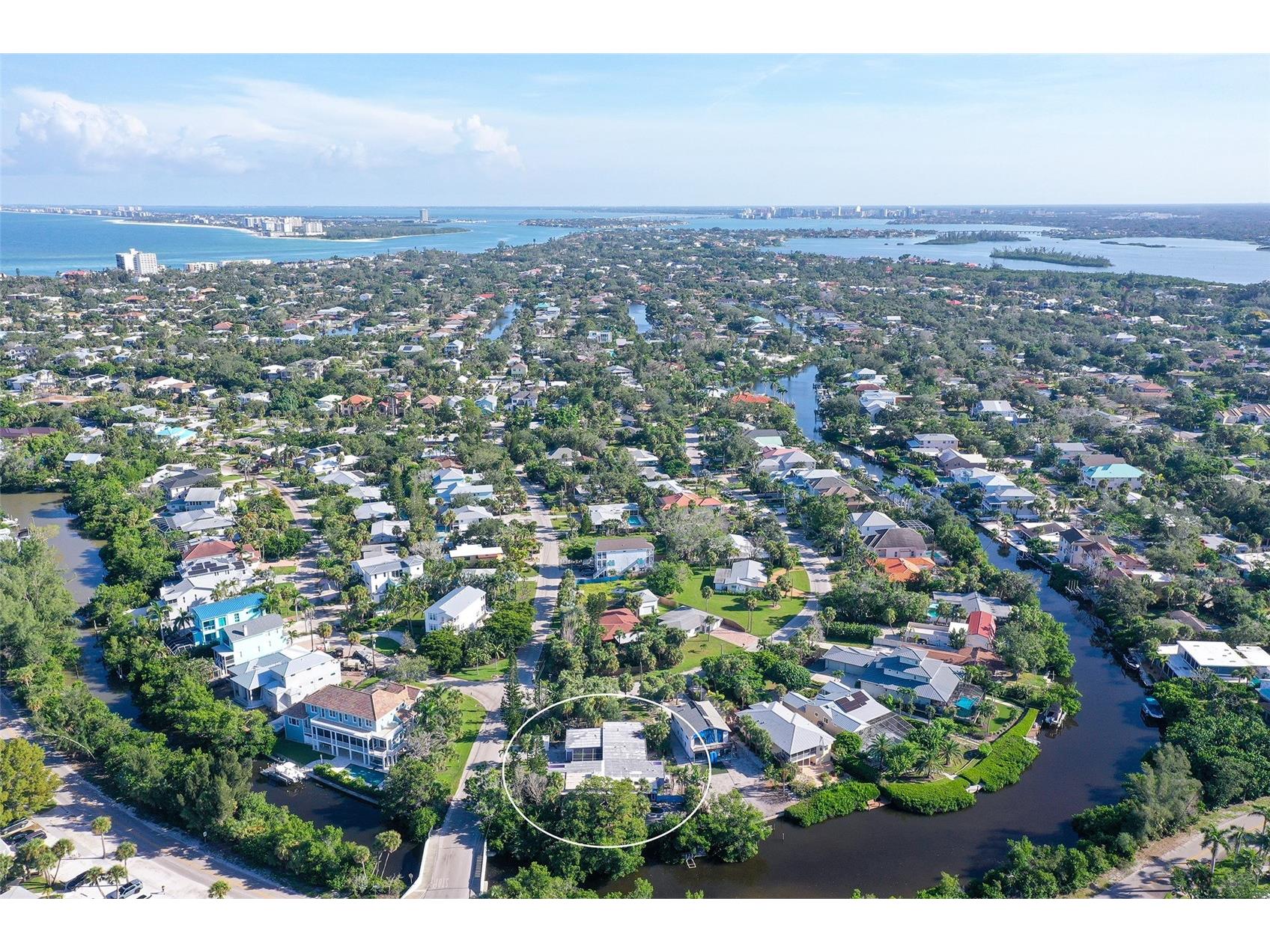 2 Island Circle Sarasota FL 34242 - GRAND CANAL A4663157 image14