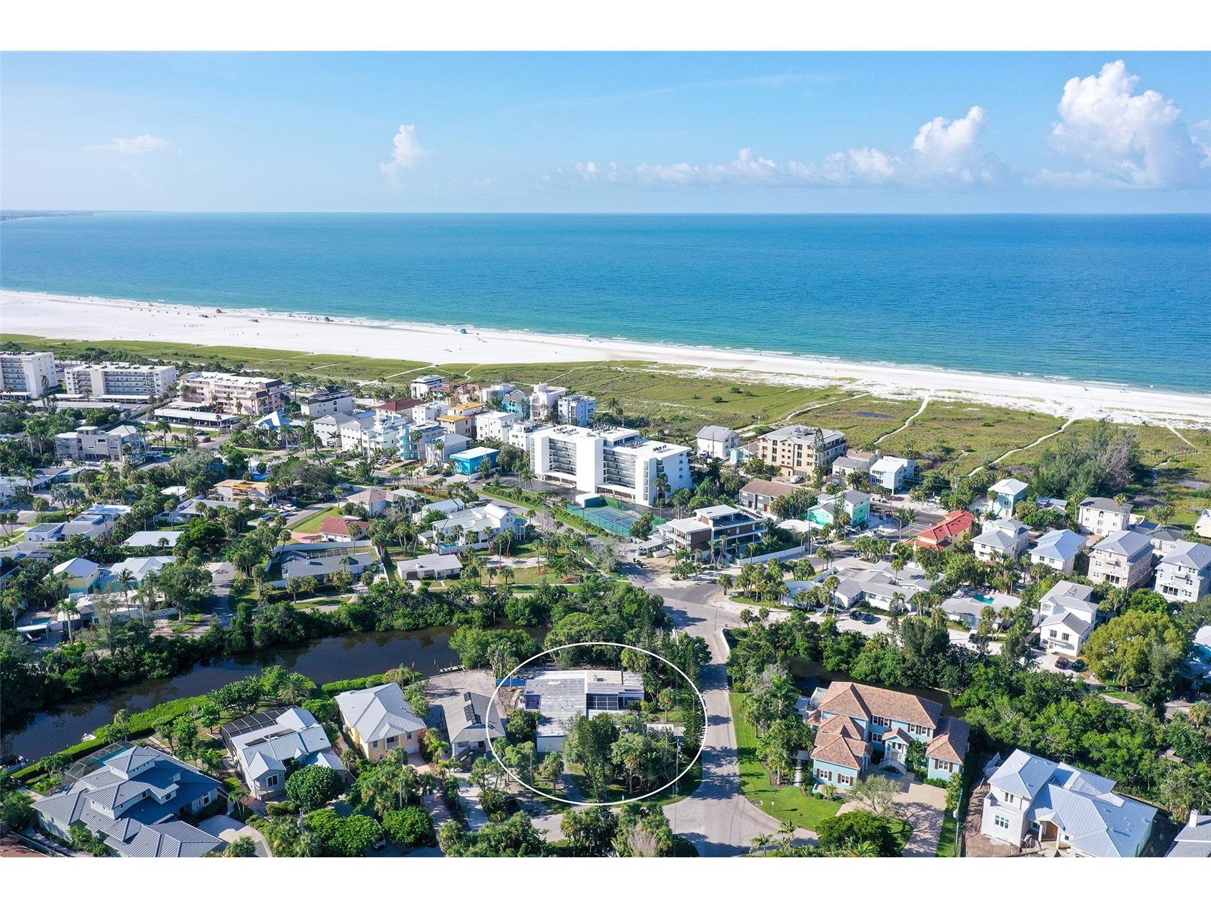 2 Island Circle Sarasota FL 34242 - GRAND CANAL A4663157 image4