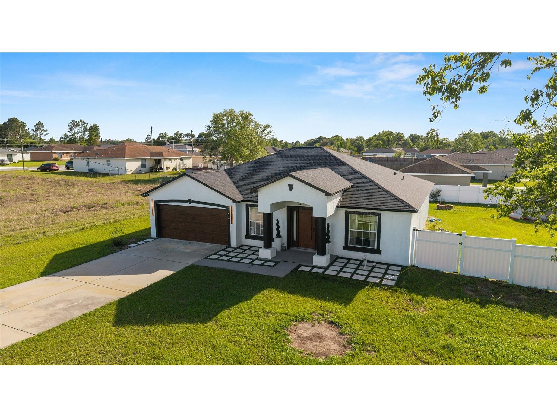 2 Juniper Terrace Ocala FL 34480 OM723122 image3