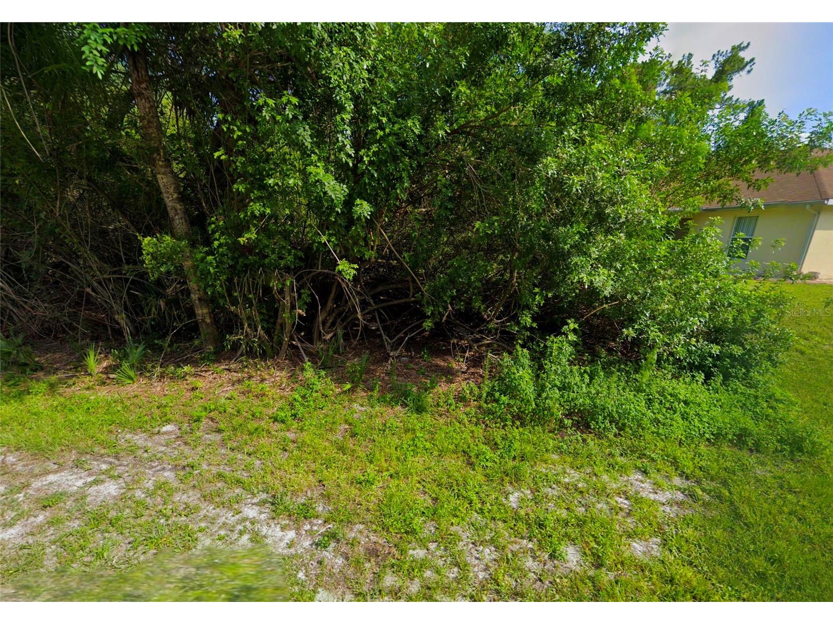 2 Kohlenberg Avenue North Port FL 34288 A4679690 image1